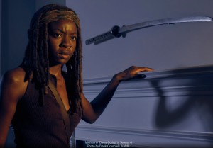 photos-the-walking-dead-saison-6-michonne