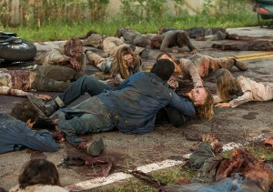 the-walking-dead-episode-703-dwight-amelio-3-935