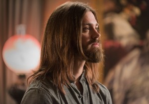 the-walking-dead-episode-705-jesus-payne-935