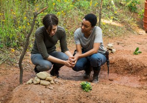 the-walking-dead-episode-705-maggie-cohan-3-935